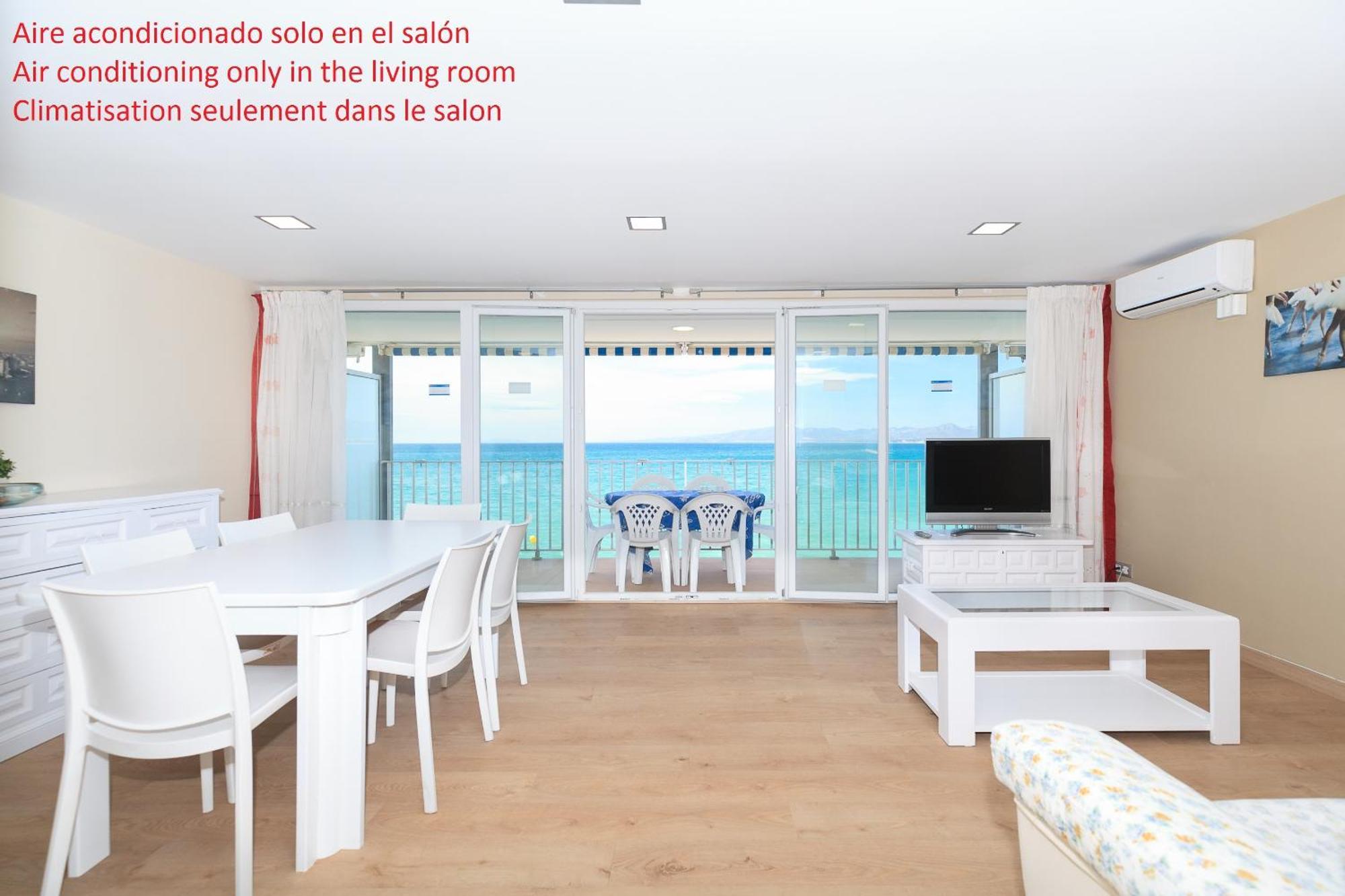 Uhc Acantilados Family Apartments Salou Eksteriør bilde